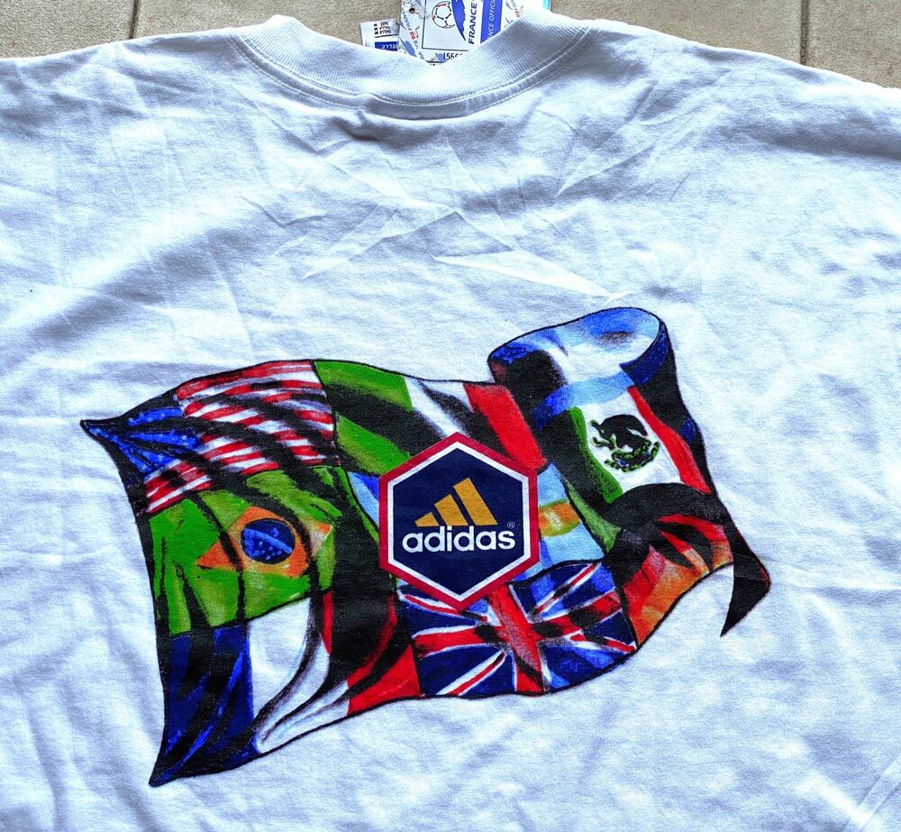 NEW FRANCE 98 World Cup ADIDAS T-shirt M white Flags FIFA Soccer football vtg